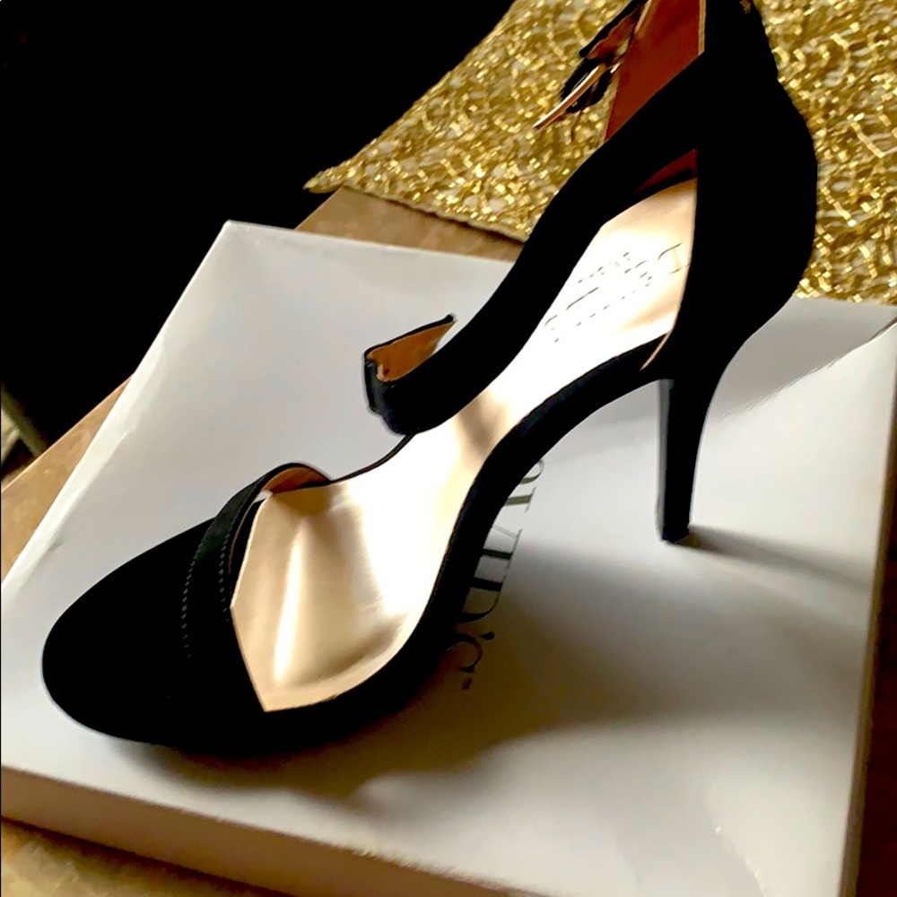 Ew in box David’s Bridal heel